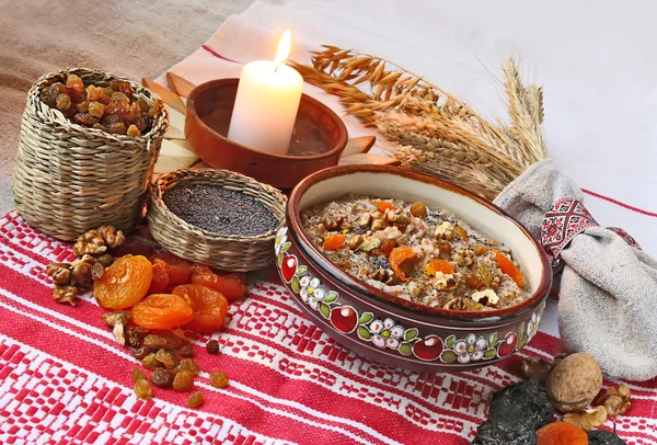 Pot with traditional Christmas porridge — Stockfoto