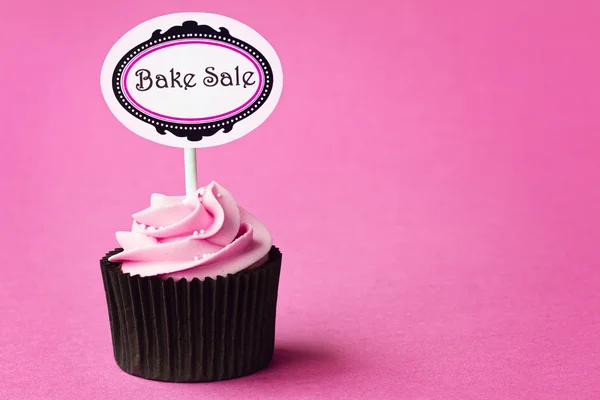 Baka försäljning cupcake — Stockfoto