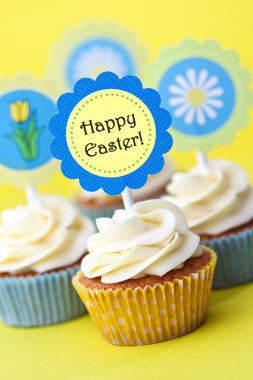 Easter cupcakes clipart