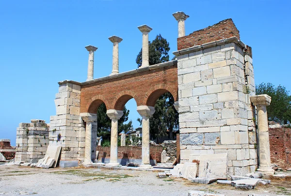 Τα ερείπια της Βασιλικής του Αγίου Ιωάννη στο Σελτσούκ, Τουρκία — Φωτογραφία Αρχείου