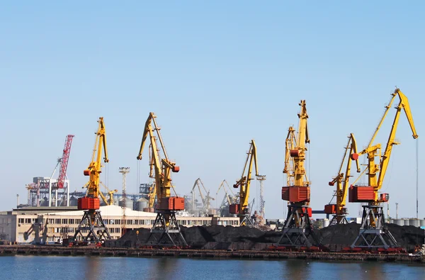 Trading seaport with cranes in Odessa, Ukraine — Stock Photo, Image