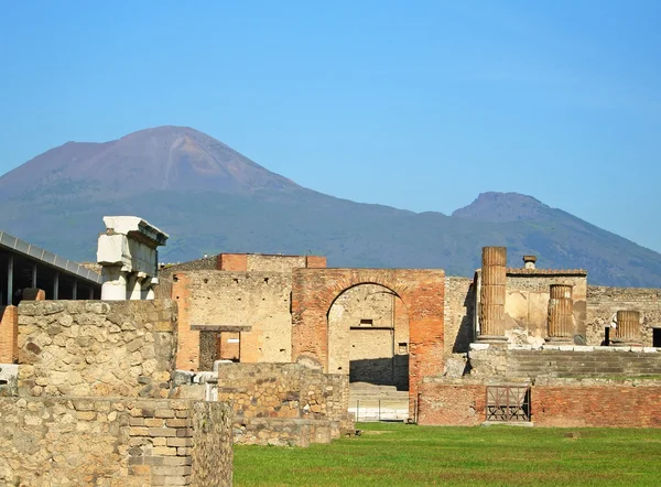 stock image Ancient ruins of Pompeii and volcano Vesuvius, Italy