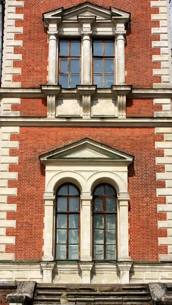 Windows of the classical style building — Stock Photo, Image