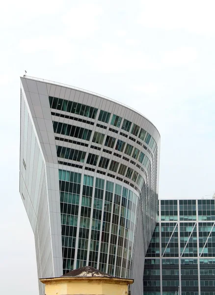 Edificio de estilo de alta tecnología —  Fotos de Stock