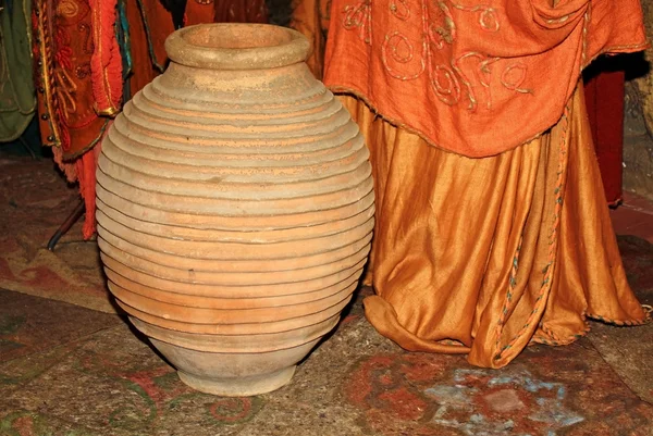 Antieke keramische vaas — Stockfoto