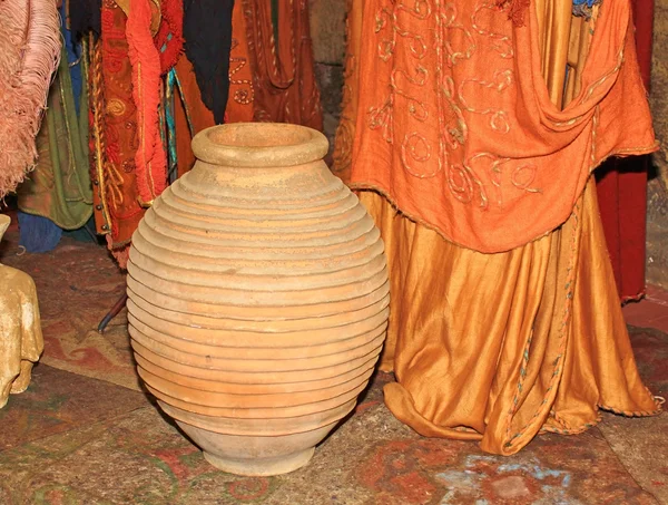 Starověké keramické vázy — Stock fotografie