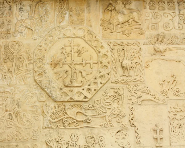 Dekoration der Fassade der orthodoxen Kirche (Detail) — Stockfoto