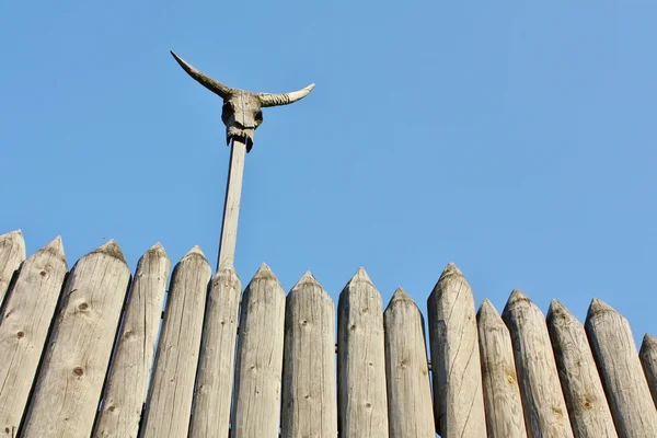 Ancient wooden fence — Stock Photo, Image