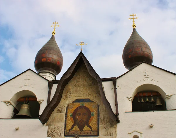 Kuppeln der orthodoxen Kirche — Stockfoto