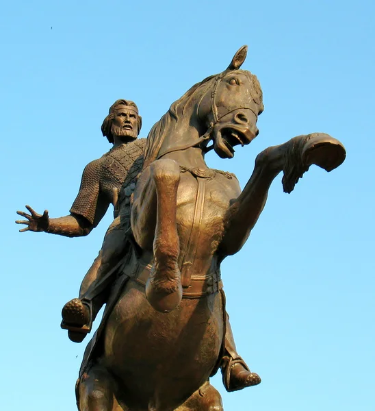 Estatua de jinete a caballo — Foto de Stock