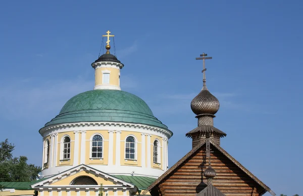 Kyrkan i kosino nära Moskva — Stockfoto