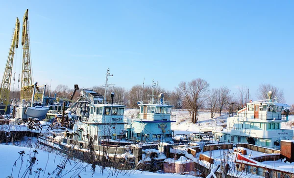 Říční přístav v zimě — Stock fotografie