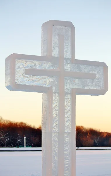 Cruz de gelo cristã — Fotografia de Stock