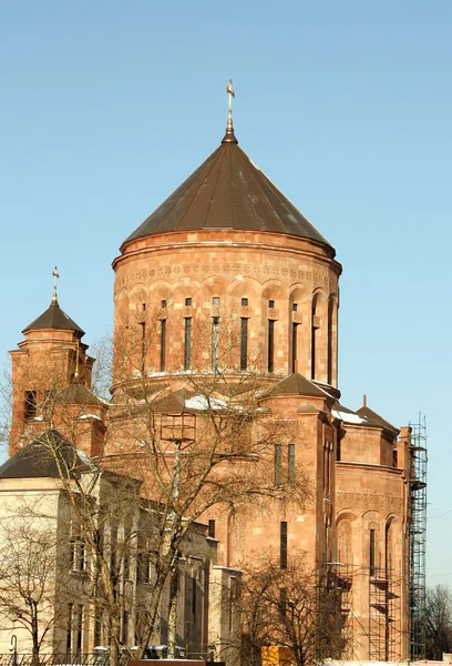 Iglesia ortodoxa en la luz — Stockfoto