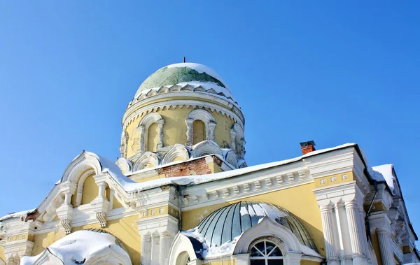 Orthodox church in winter — Stock Photo, Image