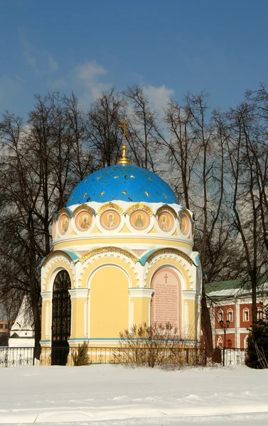 Свято-Николаевская часовня Николаевского Угрешского монастыря — стоковое фото
