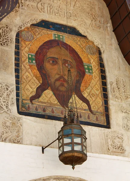 Decorarea fațadei bisericii ortodoxe — Fotografie, imagine de stoc