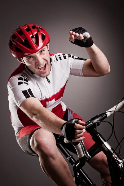 自転車上のサイクリスト — ストック写真