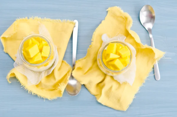 Albaricoque youghurt — Foto de Stock