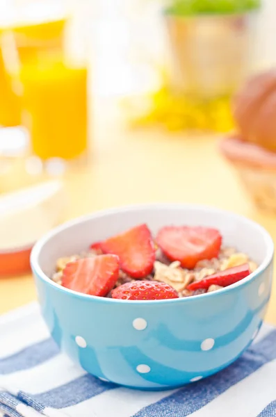 stock image Strawberries with yogurt