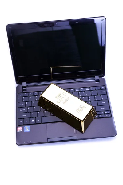 Globo azul e teclado de computador — Fotografia de Stock