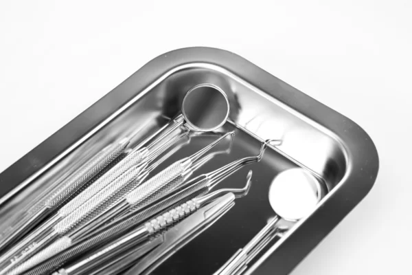Стоматологическое оборудование, уход за зубами и контроль — стоковое фото