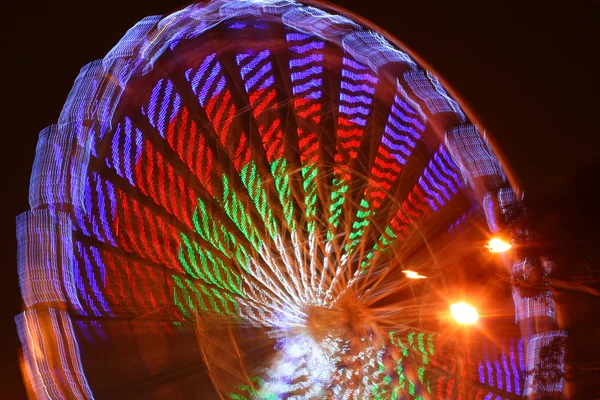 Pariserhjulet vid jul i riga — Stockfoto