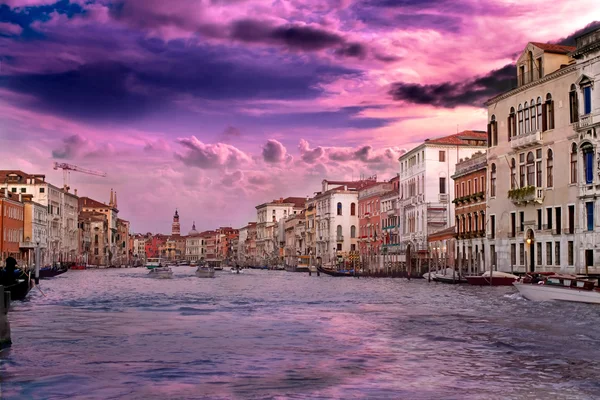 Sunset at Venice in vanilla sky — Stock Photo, Image
