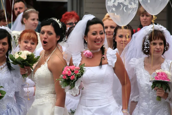 Spose sfilata 2010 — Foto Stock