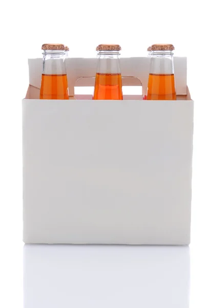 Paquete de seis botellas de soda naranja — Foto de Stock