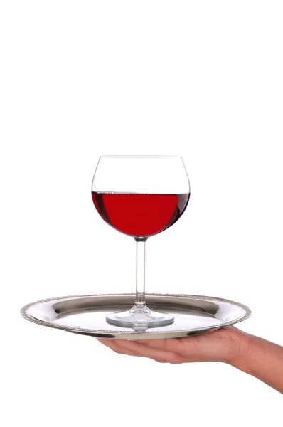 Camarera con copa de vino en bandeja — Foto de Stock