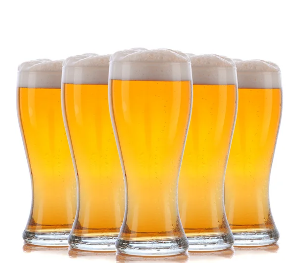 Arranjo de vidro de cerveja — Fotografia de Stock