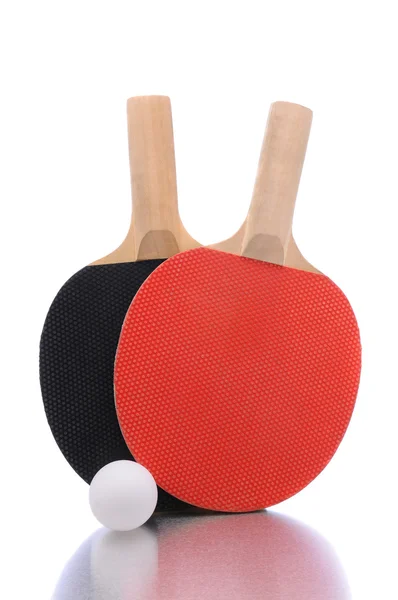 Ping pong wiosła i piłka — Zdjęcie stockowe
