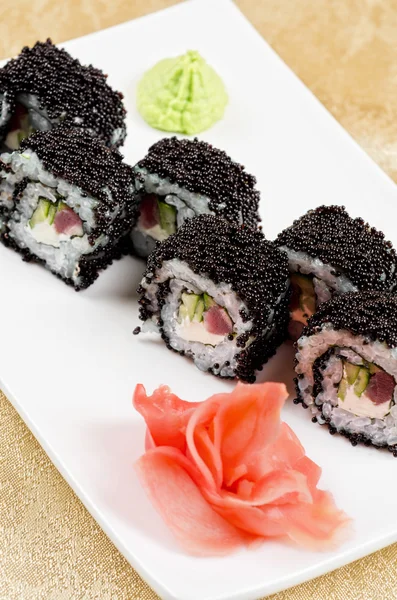 Rollo de atún y sushi — Foto de Stock