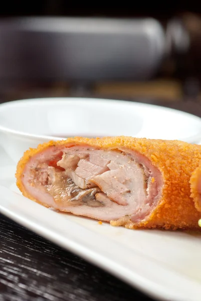 Rouleaux de viande de porc — Photo