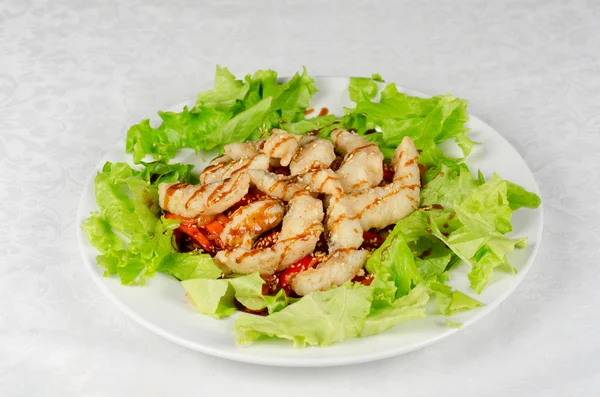 Блюдо жареного филе-пикеперх — стоковое фото