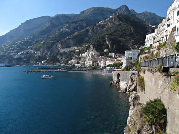 Vista de la costa de Amalfi — Foto de Stock