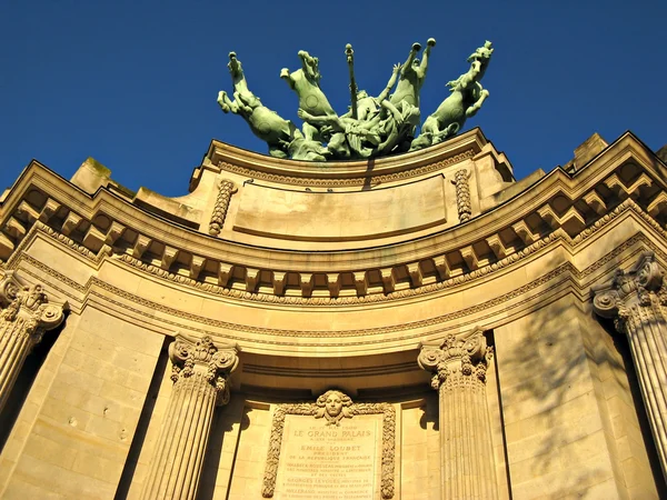 Paris detalhe do Grand Palais — Fotografia de Stock