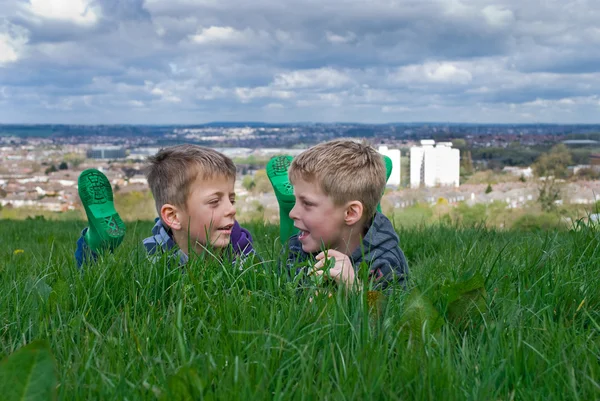 Brothers in the countryside. — Stock Photo, Image