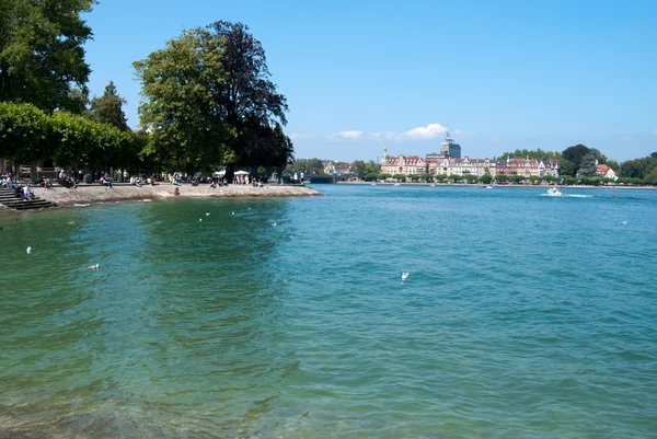 Transparante water van boden meer in Konstanz — Stockfoto