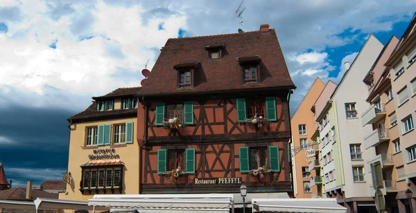 Středověká restaurace - colmar, Alsasko, Francie — Stock fotografie