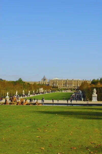 Versailles gardens and palace — Stock Photo, Image