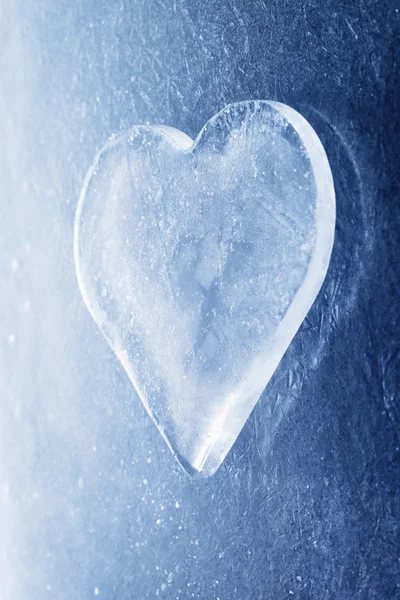 Serce z lodu — Zdjęcie stockowe
