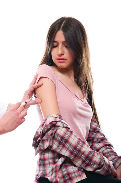 Krásná mladá žena se očkování — Stock fotografie