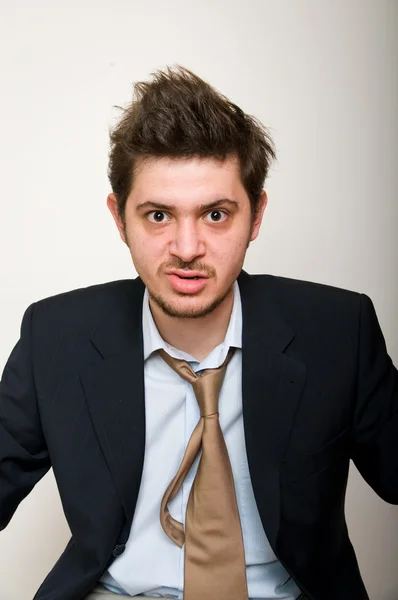 悲しく、怒っている重点を置かれたビジネスマンの肖像画 — ストック写真