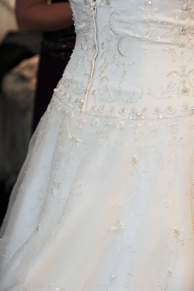 Zadní strana svatební šaty — Stock fotografie