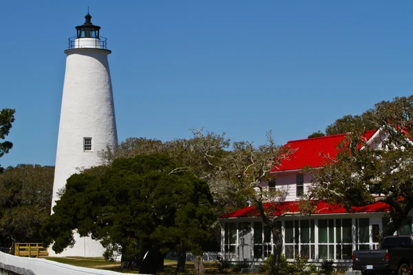Ocracoke Island Lighthouse at the North Carolina Outer Banks — Stock Photo, Image