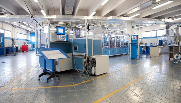 工場の自動化ライン e マシン — ストック写真