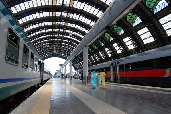 Милан Центральный вокзал — стоковое фото
