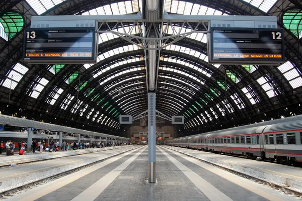 Estación Central de Milán —  Fotos de Stock